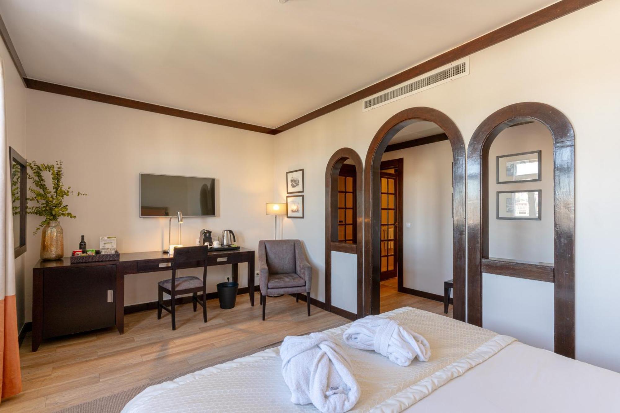 Hotel Inglaterra - Charme & Boutique Estoril Luaran gambar