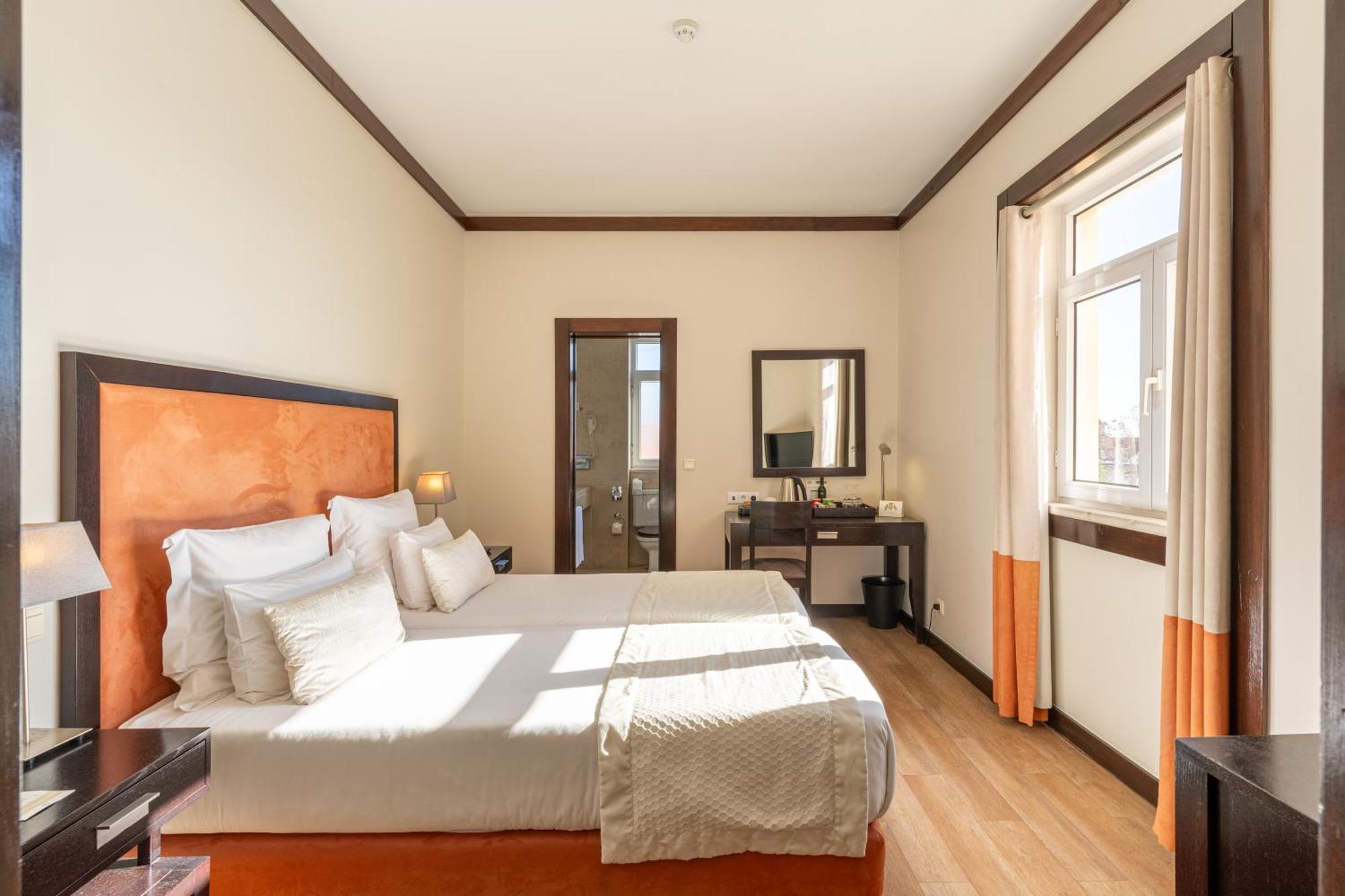 Hotel Inglaterra - Charme & Boutique Estoril Luaran gambar